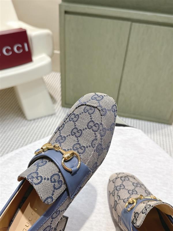 20251127171647176 320